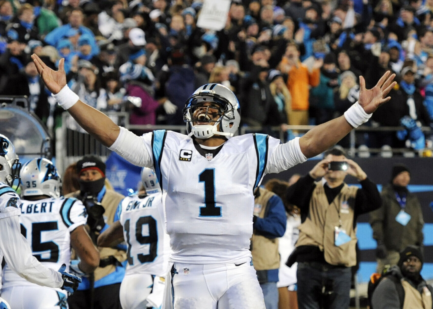2016: Cam Newton leads Carolina Panthers past Arizona Cardinals in NFC title game
